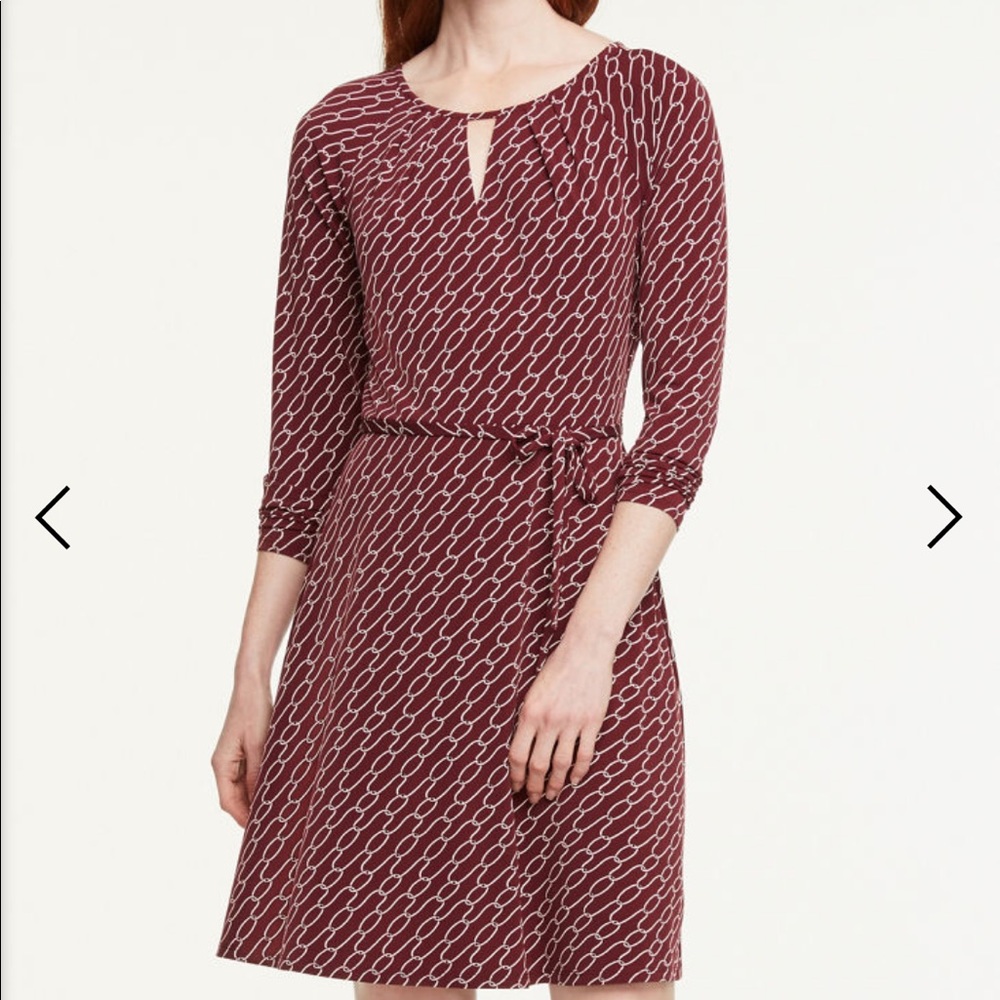 New Ann Taylor LINK KEYHOLE FLARE DRESS size 2 red